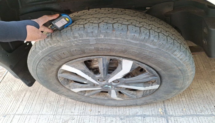 2005 Mahindra Scorpio 2.6 TURBO 8 STR, Diesel, Manual, 1 km, tyre