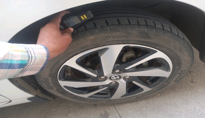 2023 Toyota Glanza V AMT, Petrol, Automatic, 40,369 km, tyre