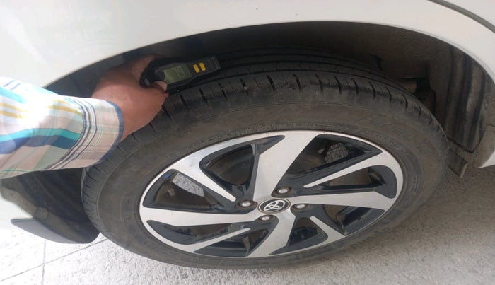 2023 Toyota Glanza V AMT, Petrol, Automatic, 40,369 km, tyre