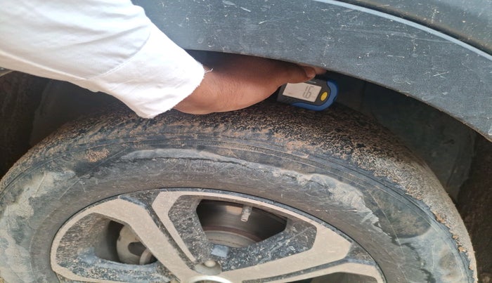 2021 Tata NEXON XZ PLUS PETROL SUNROOF, Petrol, Manual, 1,39,655 km, tyre