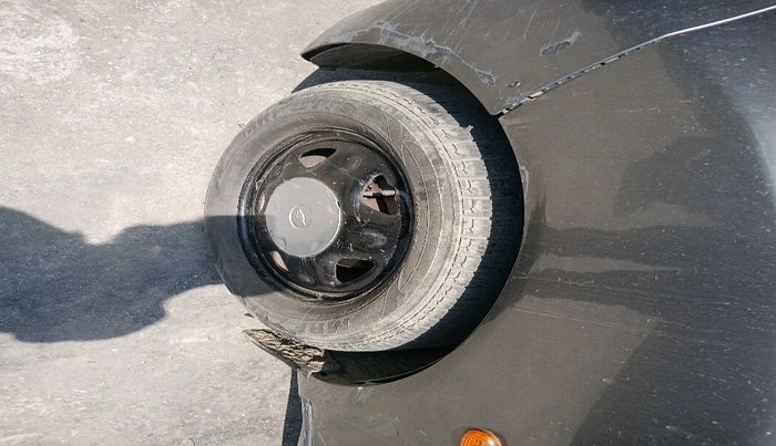 2013 Chevrolet Beat LS DIESEL, Diesel, Manual, 2,31,829 km, tyre