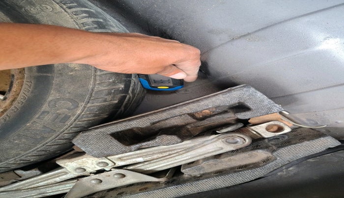 2015 Honda Amaze 1.2L I-VTEC S, Petrol, Manual, 1,17,667 km, tyre