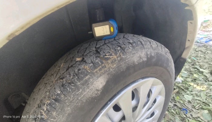 2016 Maruti Swift LXI, Petrol, Manual, 46,353 km, tyre