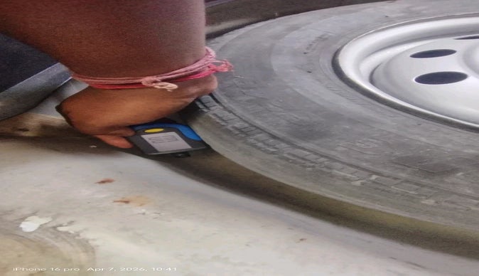 2016 Maruti Swift LXI, Petrol, Manual, 46,353 km, tyre