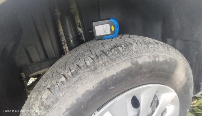 2016 Maruti Swift LXI, Petrol, Manual, 46,353 km, tyre