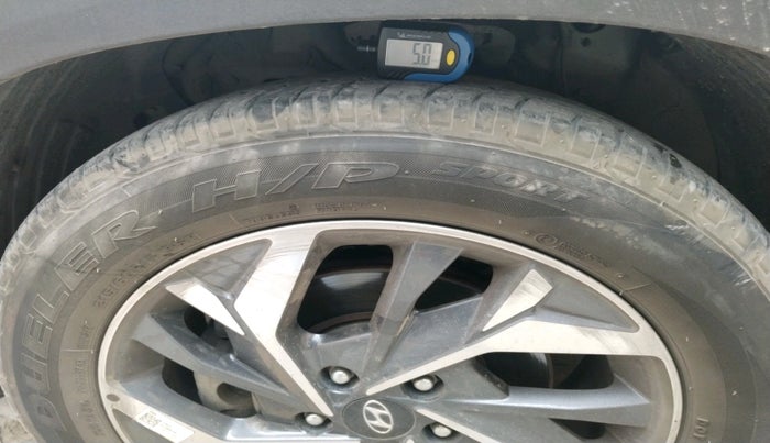 2022 Hyundai Creta SX 1.5 PETROL, Petrol, Manual, 58,679 km, tyre