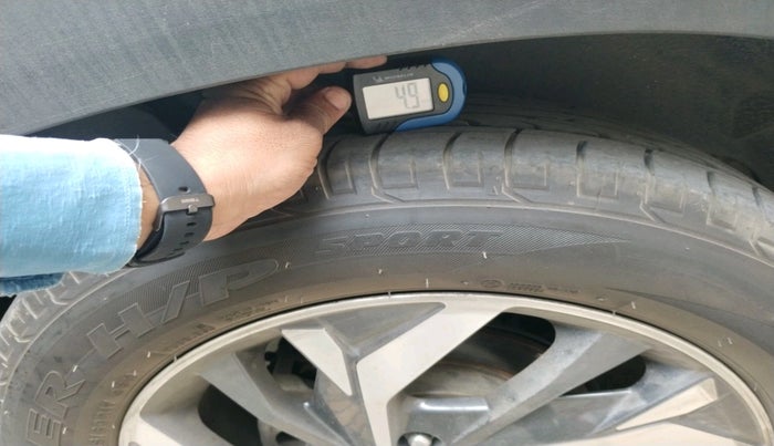 2022 Hyundai Creta SX 1.5 PETROL, Petrol, Manual, 58,679 km, tyre