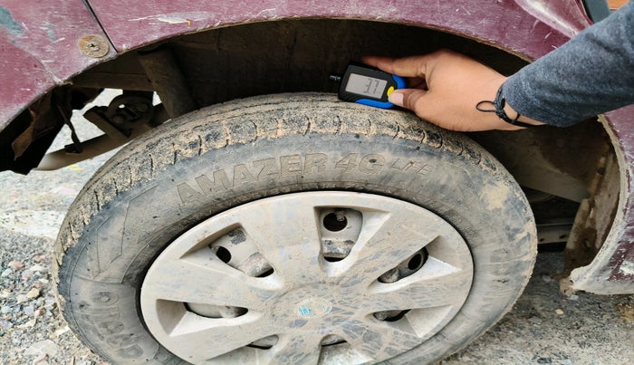 2012 Maruti Wagon R 1.0 LXI CNG, CNG, Manual, 1,51,932 km, tyre