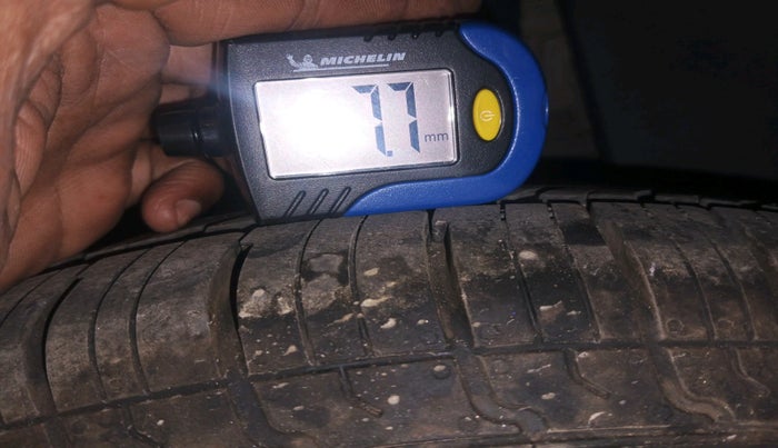 2018 Maruti Dzire VXI, Petrol, Manual, 90,498 km, tyre