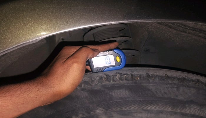 2018 Maruti Dzire VXI, Petrol, Manual, 90,498 km, tyre