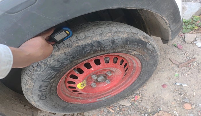 2023 Renault TRIBER RXZ DUAL TONE, Petrol, Manual, 46,912 km, tyre