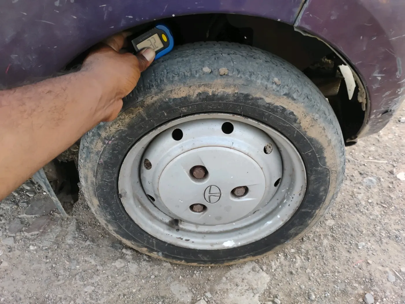 2016 Tata Nano EMAX XM CNG, CNG, Manual, 28,016 km, tyre