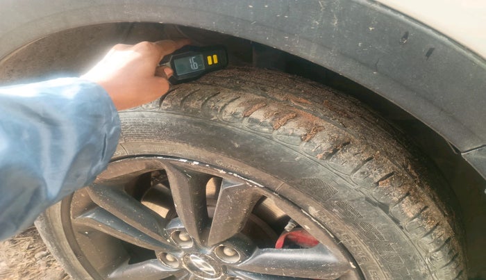 2015 Hyundai Creta SX PLUS 1.6 PETROL, Petrol, Manual, 83,646 km, tyre