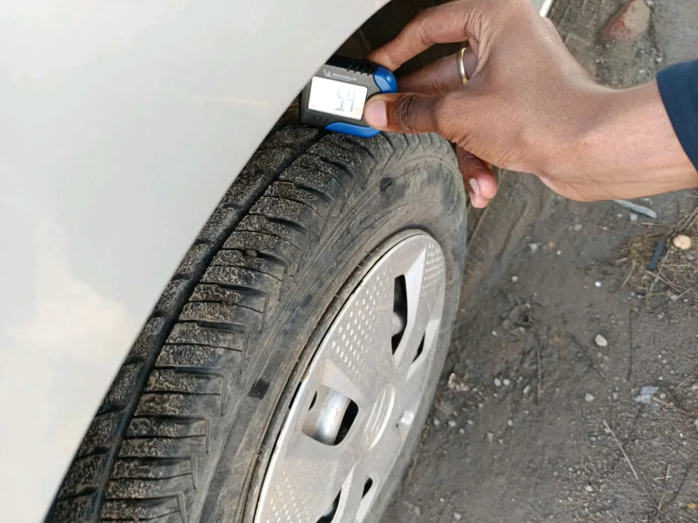2011 Maruti Wagon R 1.0 LXI CNG, CNG, Manual, 1,49,600 km, tyre