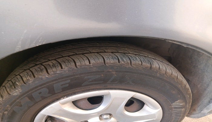 2009 Hyundai Accent EXECUTIVE, Petrol, Manual, 87,598 km, tyre