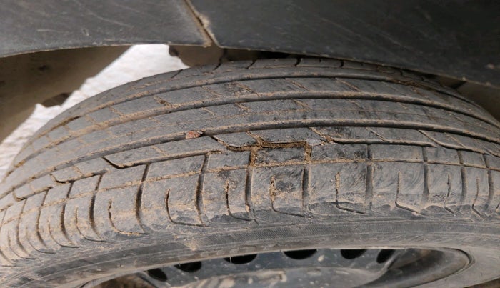 2021 Tata NEXON XZ DIESEL, Diesel, Manual, 1,27,409 km, tyre