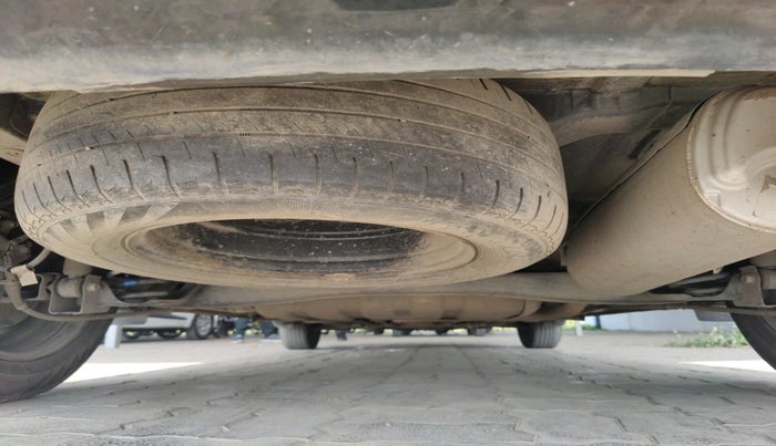 2022 KIA CARENS PRESTIGE 1.5 PETROL 7 STR, Petrol, Manual, 95,924 km, tyre