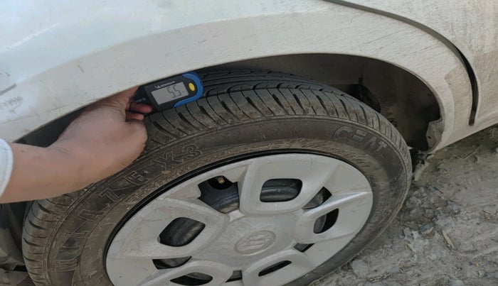 2018 Maruti IGNIS DELTA 1.2, Petrol, Manual, 90,177 km, tyre