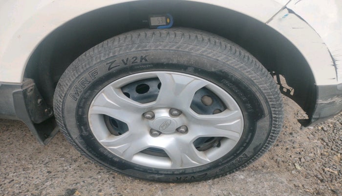 2014 Ford Ecosport AMBIENTE 1.5L PETROL, Petrol, Manual, 29,613 km, tyre