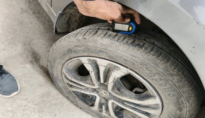 2018 Tata Tiago XZA PETROL, Petrol, Automatic, 18,060 km, tyre