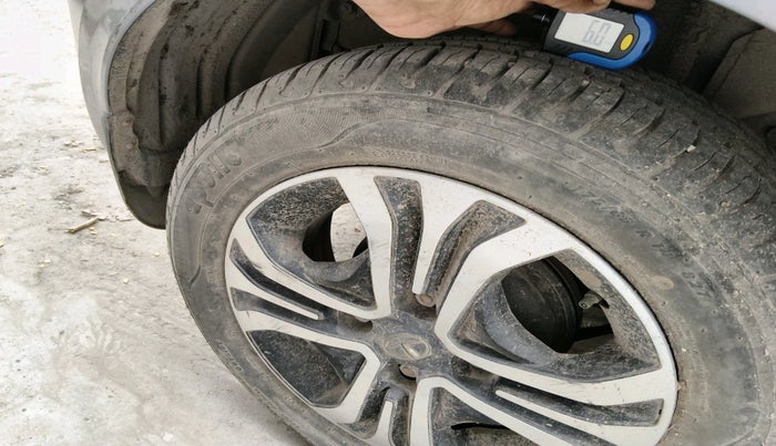 2018 Tata Tiago XZA PETROL, Petrol, Automatic, 18,060 km, tyre