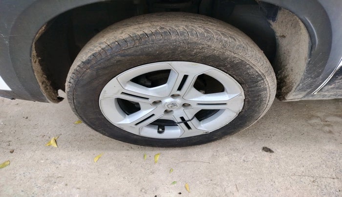 2022 Renault Kiger RXT MT, Petrol, Manual, 64,683 km, tyre