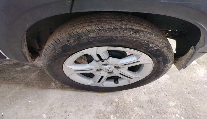 2022 Renault Kiger RXT MT, Petrol, Manual, 64,683 km, tyre