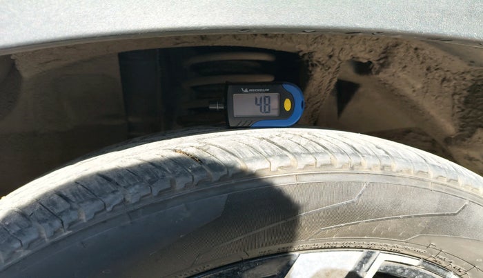 2022 Renault Kiger RXZ TURBO CVT DUAL TONE, Petrol, Automatic, 33,267 km, tyre