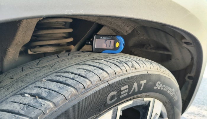 2022 Renault Kiger RXZ TURBO CVT DUAL TONE, Petrol, Automatic, 33,267 km, tyre