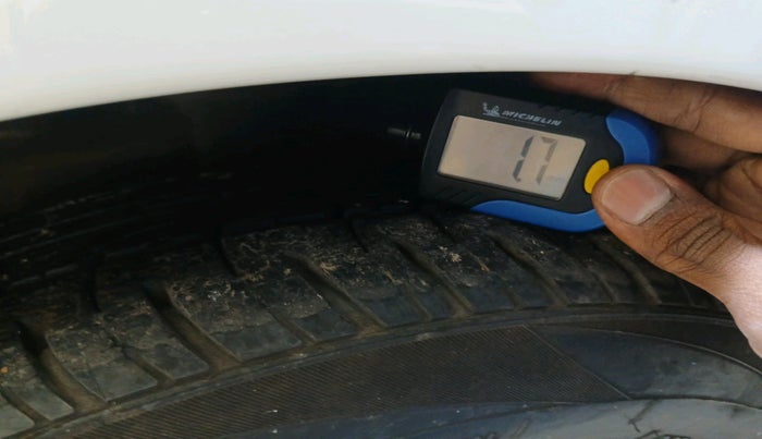 2015 Hyundai Xcent SX 1.2, Petrol, Manual, 59,457 km, tyre