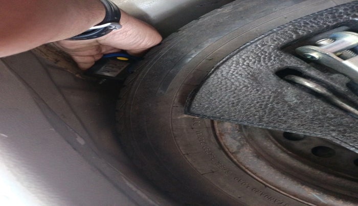 2014 Maruti Celerio VXI AMT, Petrol, Automatic, 83,387 km, tyre