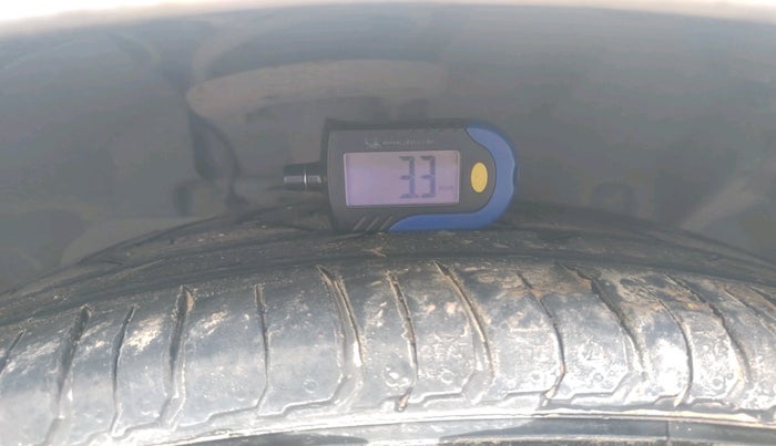 2017 Ford Ecosport TITANIUM+ 1.5L DIESEL, Diesel, Manual, 1,36,895 km, tyre