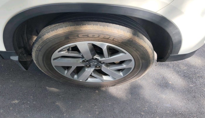 2023 Tata Safari XZ PLUS, Diesel, Manual, 54,046 km, tyre