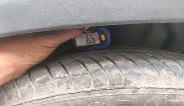 2022 Hyundai ALCAZAR PLATINUM(O) 7STR 1.5 AT, Diesel, Automatic, 60,251 km, tyre