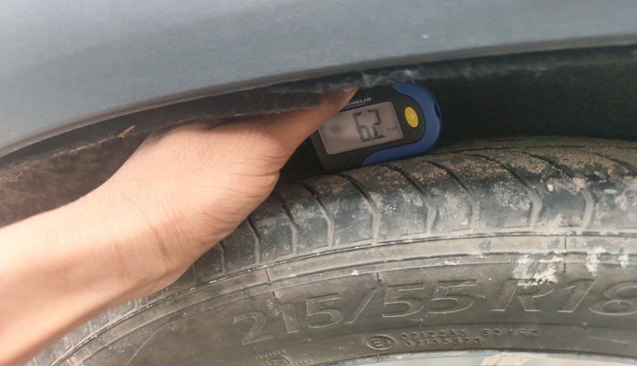 2022 Hyundai ALCAZAR PLATINUM(O) 7STR 1.5 AT, Diesel, Automatic, 60,251 km, tyre