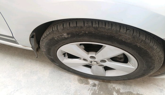 2016 Skoda Rapid 1.5 TDI CR ACTIVE, Diesel, Manual, 1,91,491 km, tyre