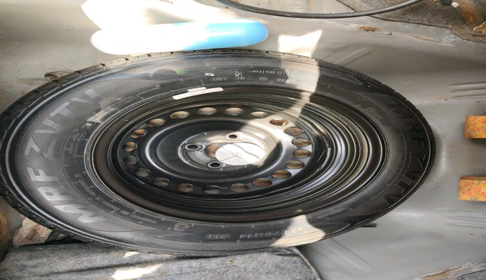 2019 Honda Amaze 1.2L I-VTEC V, Petrol, Manual, 62,395 km, tyre