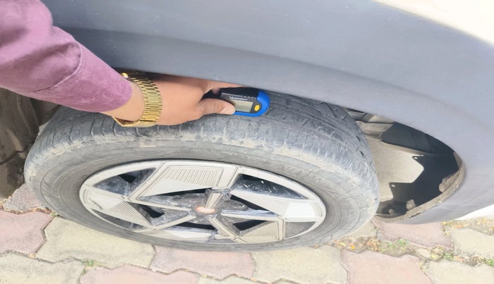 2021 Renault Kiger RXL MT, Petrol, Manual, 79,878 km, tyre