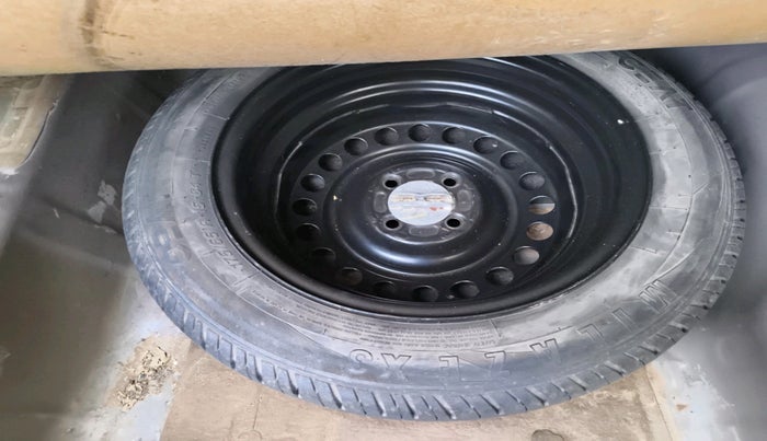 2016 Honda City 1.5L I-VTEC VX CVT, Petrol, Automatic, 98,453 km, tyre