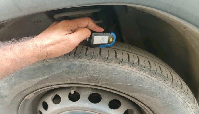 2022 Tata PUNCH PURE MT, CNG, Manual, 86,364 km, tyre