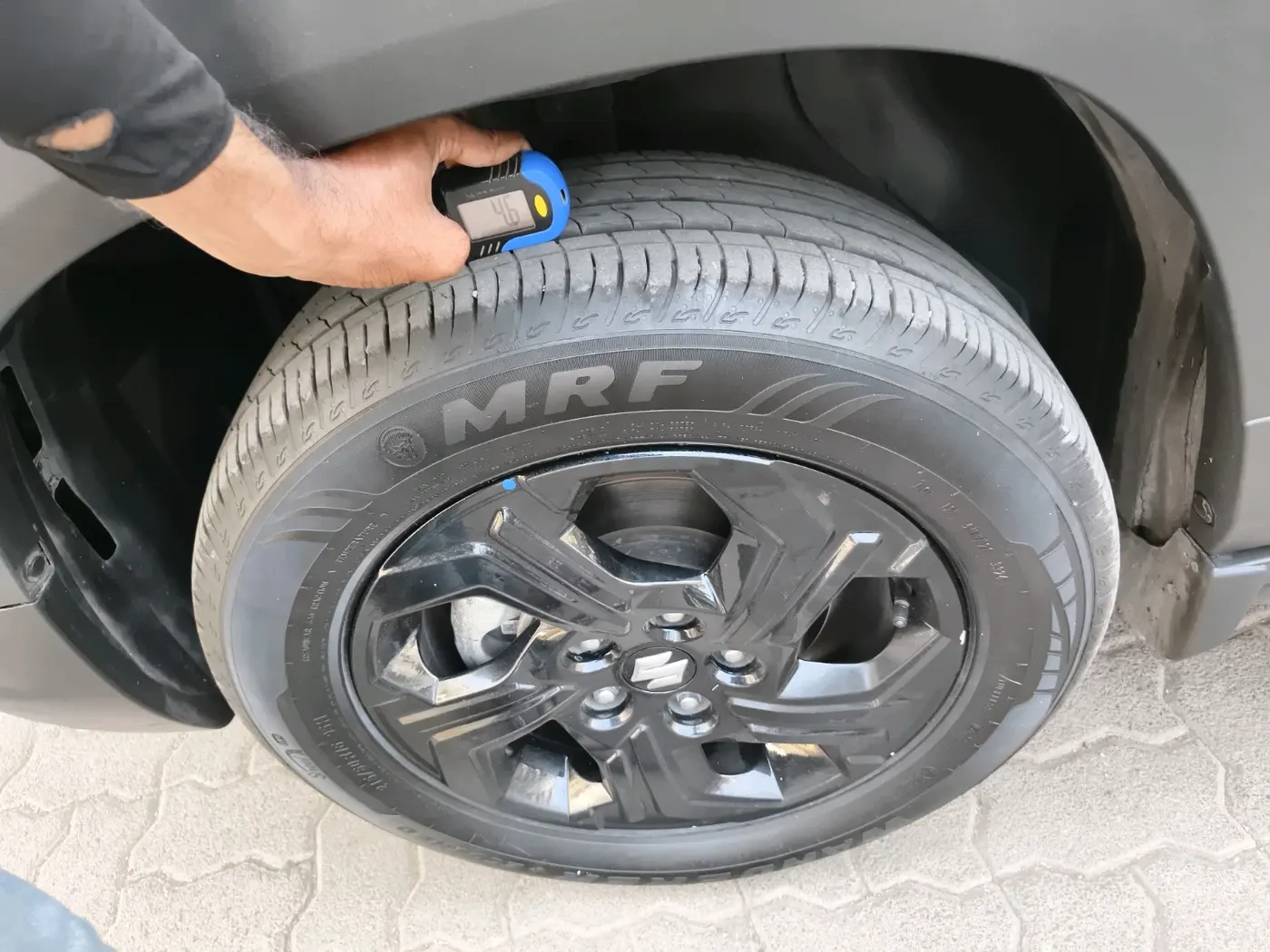 2024 Maruti BREZZA ZXI S-CNG, CNG, Manual, 14,786 km, tyre