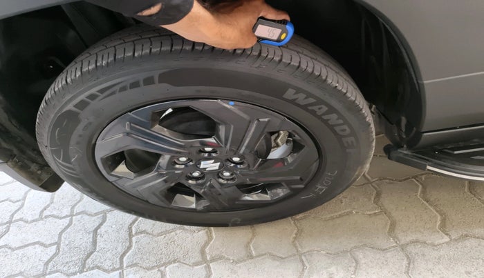 2024 Maruti BREZZA ZXI S-CNG, CNG, Manual, 14,786 km, tyre