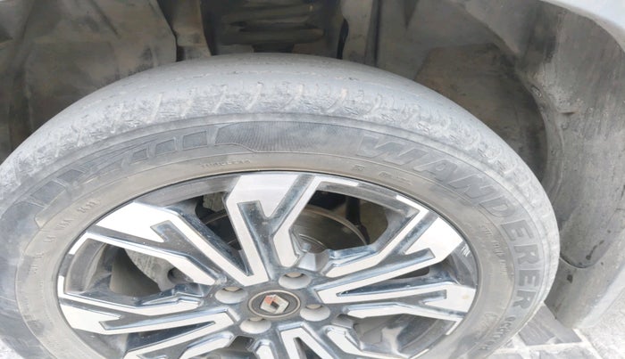 2022 Renault Kiger RXZ AMT DUAL TONE, Petrol, Automatic, 59,348 km, tyre