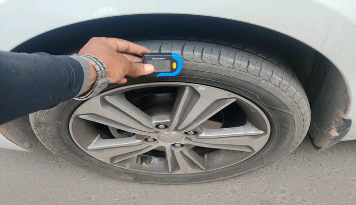 2019 Hyundai Verna 1.6 VTVT SX O, Petrol, Manual, 84,577 km, tyre