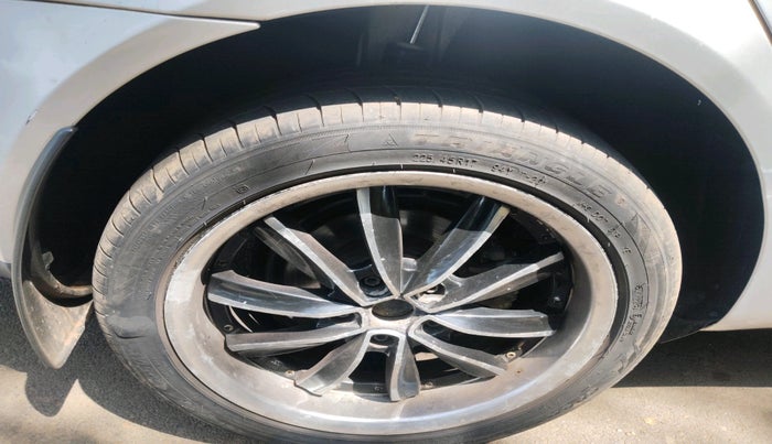 2006 Skoda Octavia LK DIESEL, Diesel, Manual, 1,55,602 km, tyre