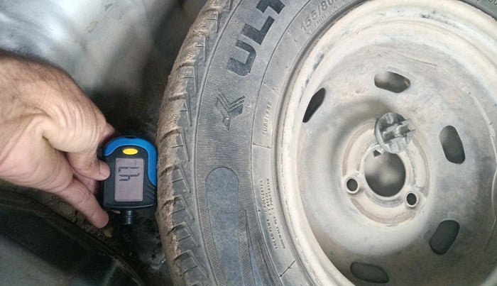 2017 Renault Kwid RXT 1.0, Petrol, Manual, 86,742 km, tyre