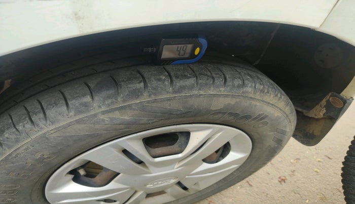 2017 Datsun Redi Go T (O), CNG, Manual, 64,560 km, tyre