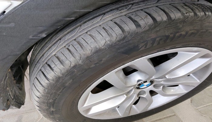 2013 BMW X3 XDRIVE 20D, Diesel, Automatic, 1,76,845 km, tyre