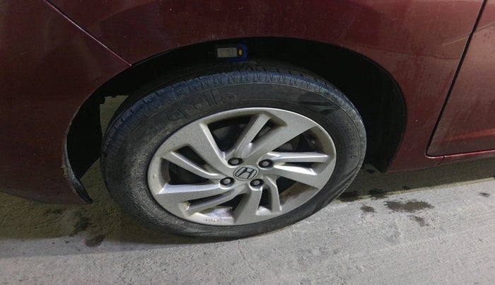 2016 Honda Jazz 1.2L I-VTEC V, Petrol, Manual, 1,55,256 km, tyre