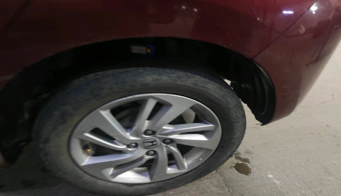 2016 Honda Jazz 1.2L I-VTEC V, Petrol, Manual, 1,55,256 km, tyre